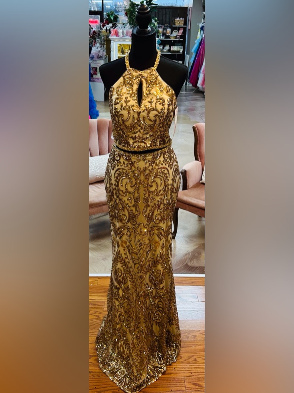 Gold Sequined Embellished Pencil Skirt - Elegant Evening Wear